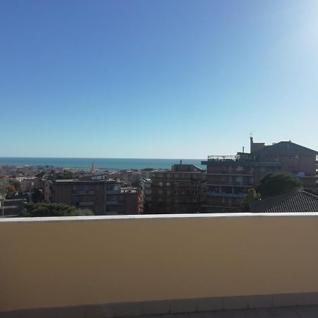 Апартаменты Terrazza Sul Mare In Via Devoto Кьявари Экстерьер фото