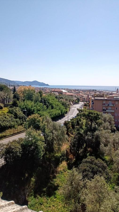Апартаменты Terrazza Sul Mare In Via Devoto Кьявари Экстерьер фото
